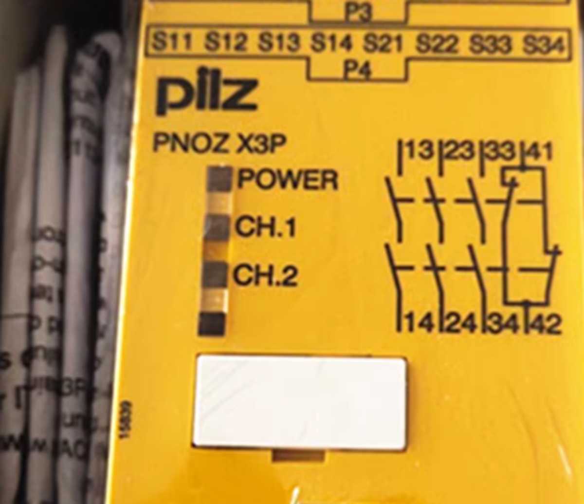 new  PILZ PNOZ X3P 777313 safety relay PILZ