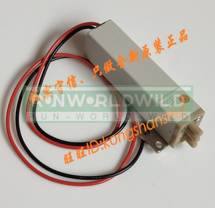 1PCS for SMC Solenoid valve LVM102R-5A-3
