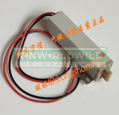 1PCS for SMC Solenoid valve LVM102R-5A-3