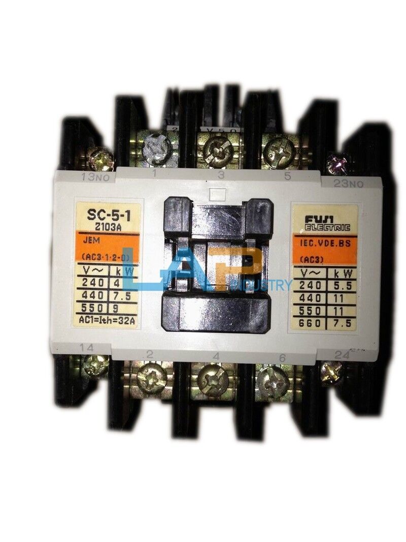 new 1PCS  FOR FUJI AC Contactor SC-5-1 220VAC