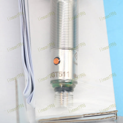 UGT511 IFM Ultrasonic Sensor Threaded Type 10-30 DC PNP - UGT