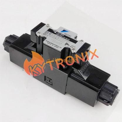 1PCS DAIKIN KSO-G02-2DA-30EN Solenoid Valve KSOG022DA30EN