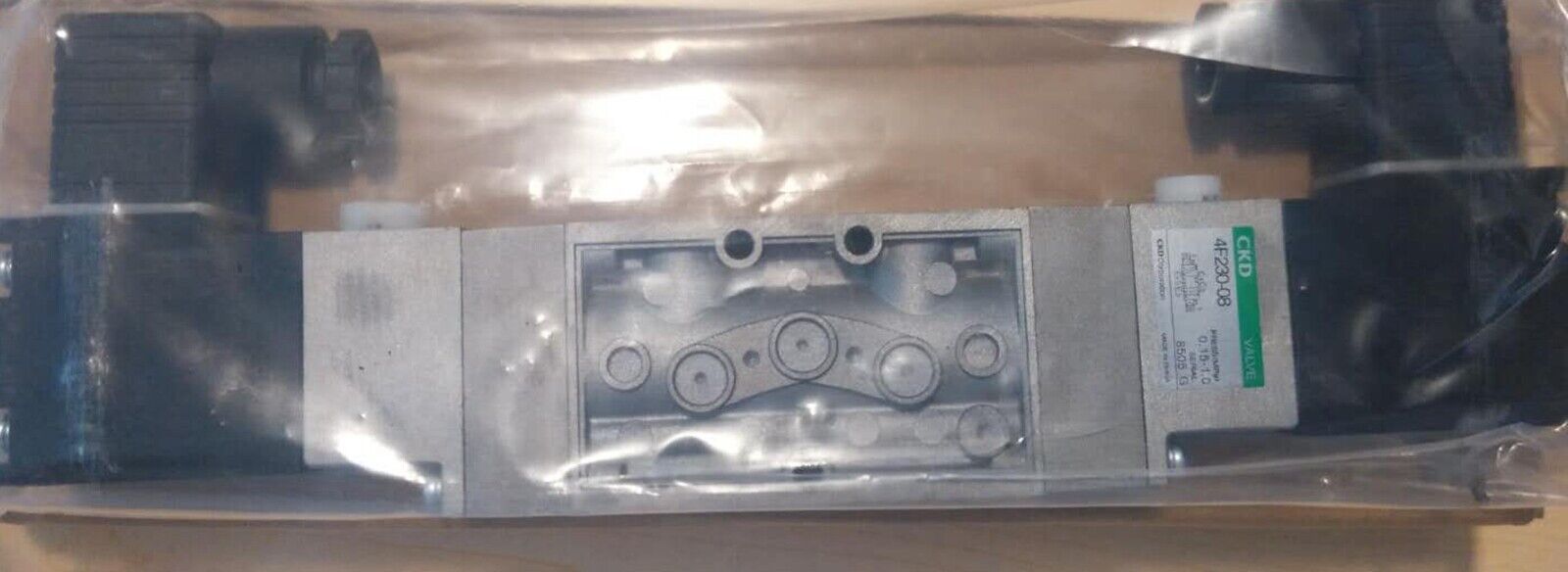 CKD Solenoid Valve 4F230-08 - CKD