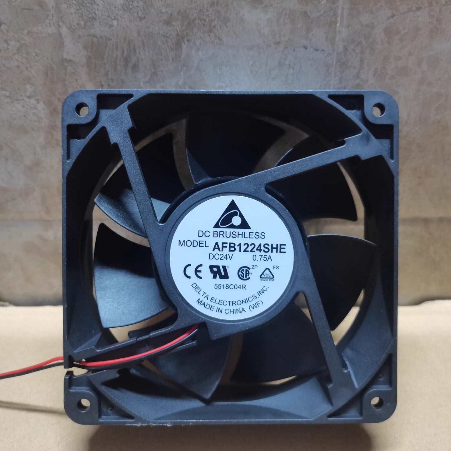 DELTA AFB1224SHE 12038 DC24V 0.75A 12CM 2-Wire PWM Inverter Cooling Fan