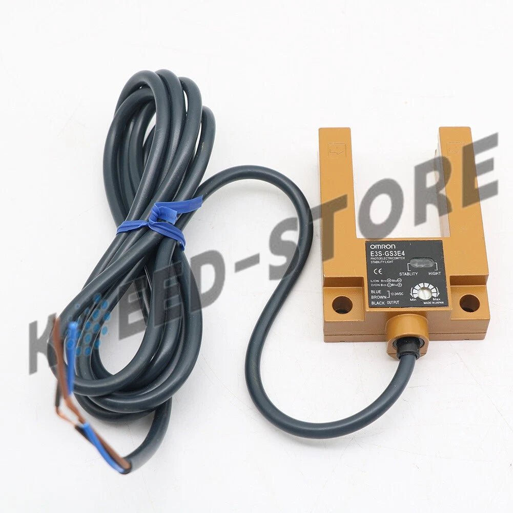 1PCS Omron E3S-GS3E4 E3SGS3E4 Photoelectric Switch