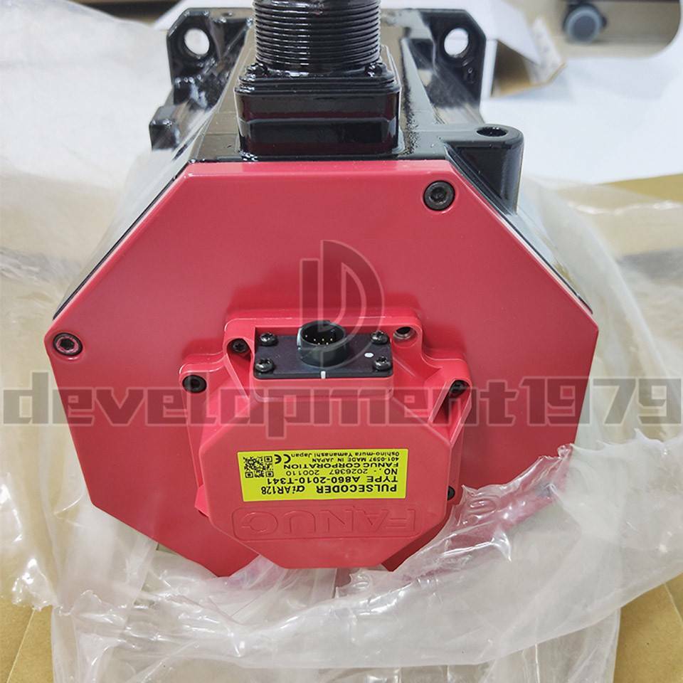 new ONE  Fanuc AC SERVO MOTOR A06B-0268-B605#S000