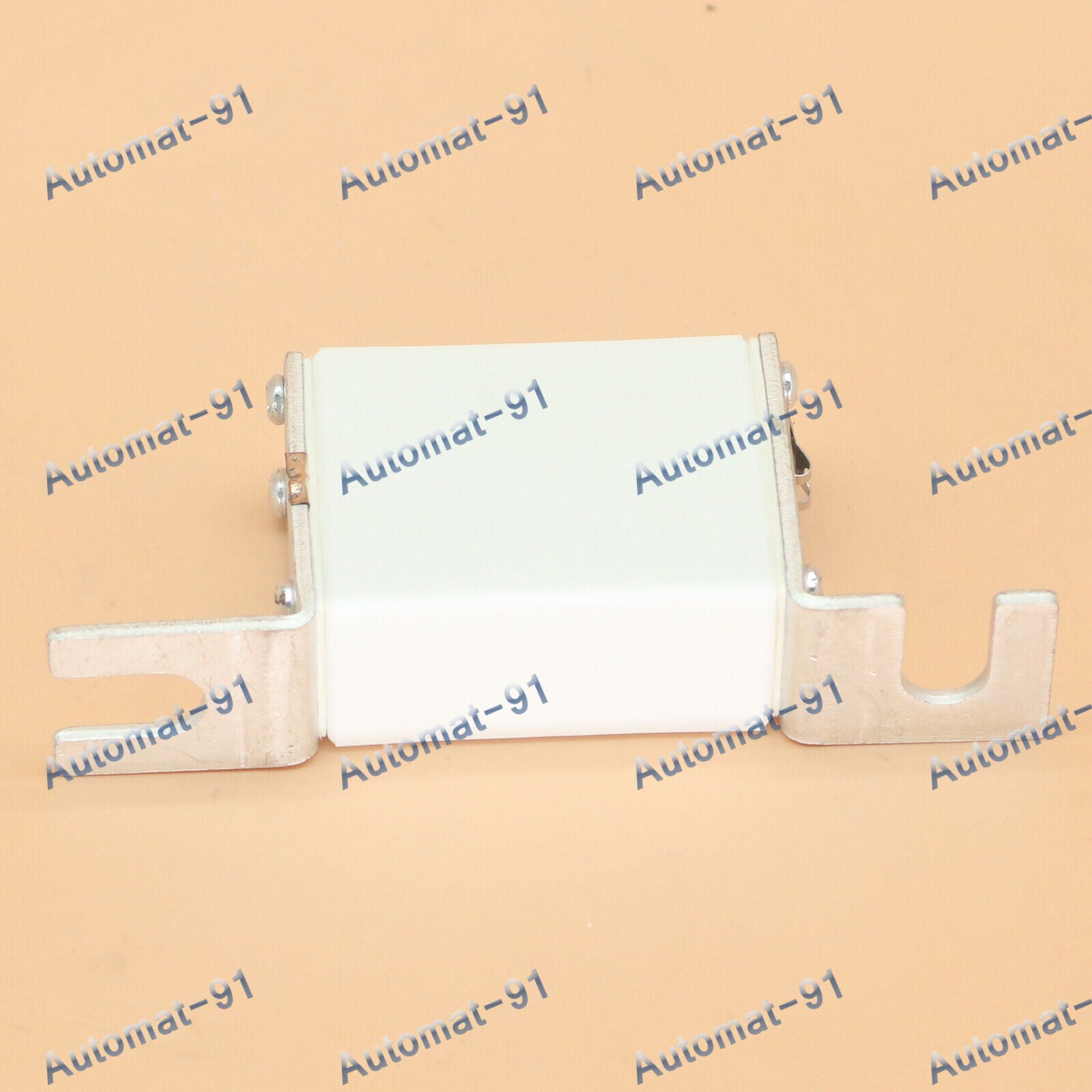 new 1PCS EATON Bussmann Fuse 170M1370 200A 690V - EATON