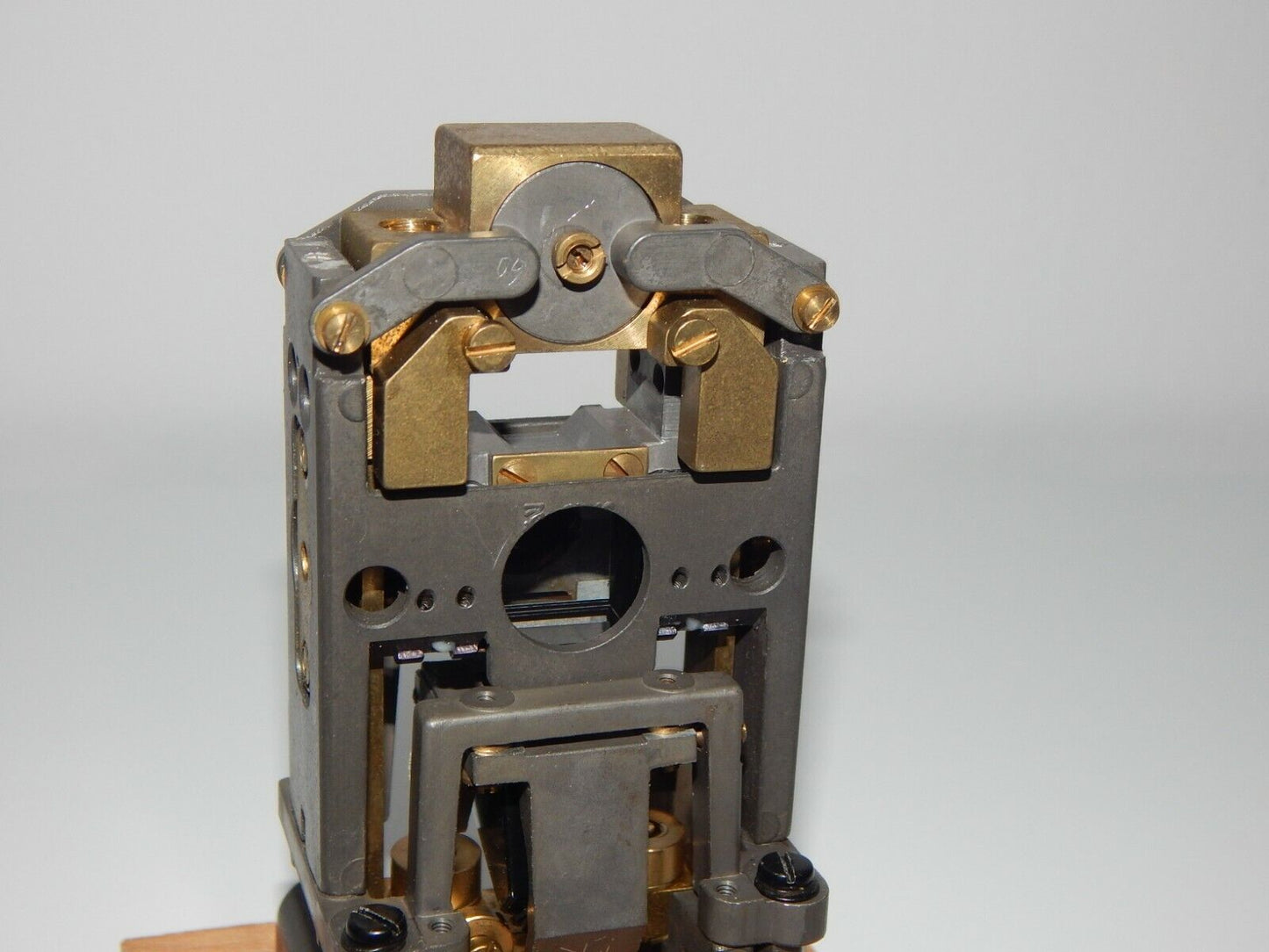 used Optical Device Stabilizer - Stabilized optical device ? - KOEED