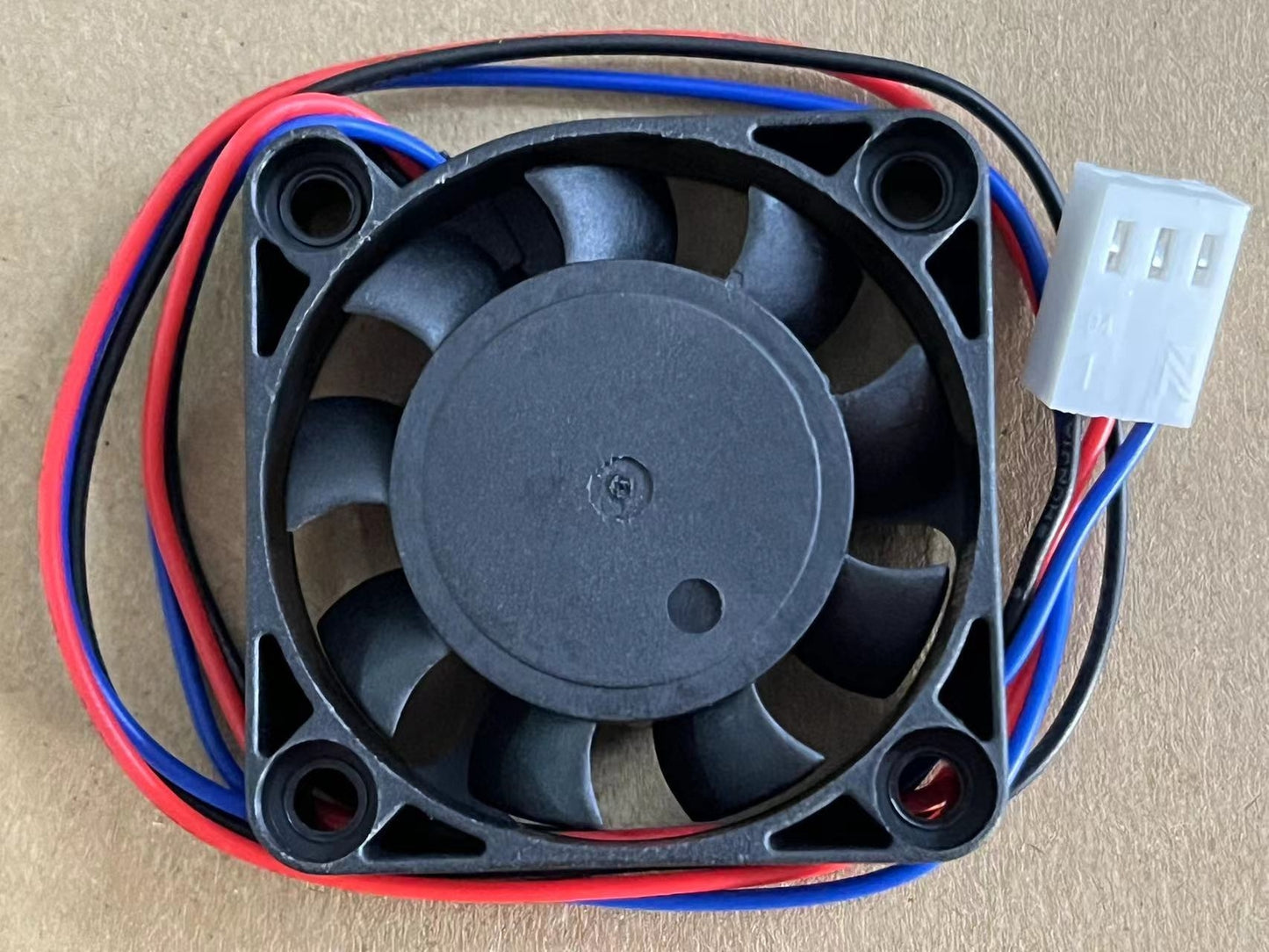 new 1pcs ADDA AD0424HB-G76 4010 4CM DC24V 0.09A ultra-quiet cooling fan 3PIN