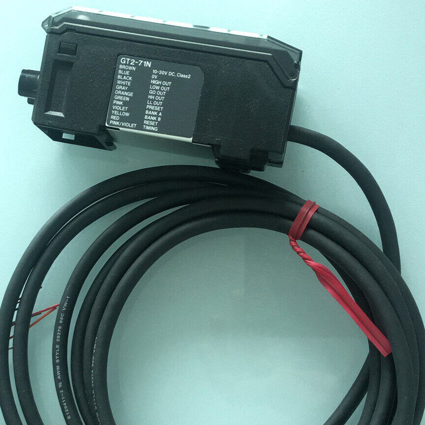 used ONE KEYENCE GT2-71N Laser displacement sensor - KEYENCE
