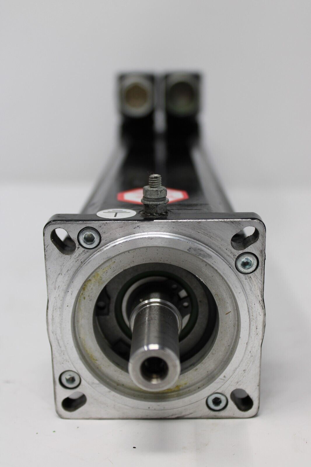 used Schneider SH070/60030/0/0/00/00/00/11/00 Motor - SCHNEIDER