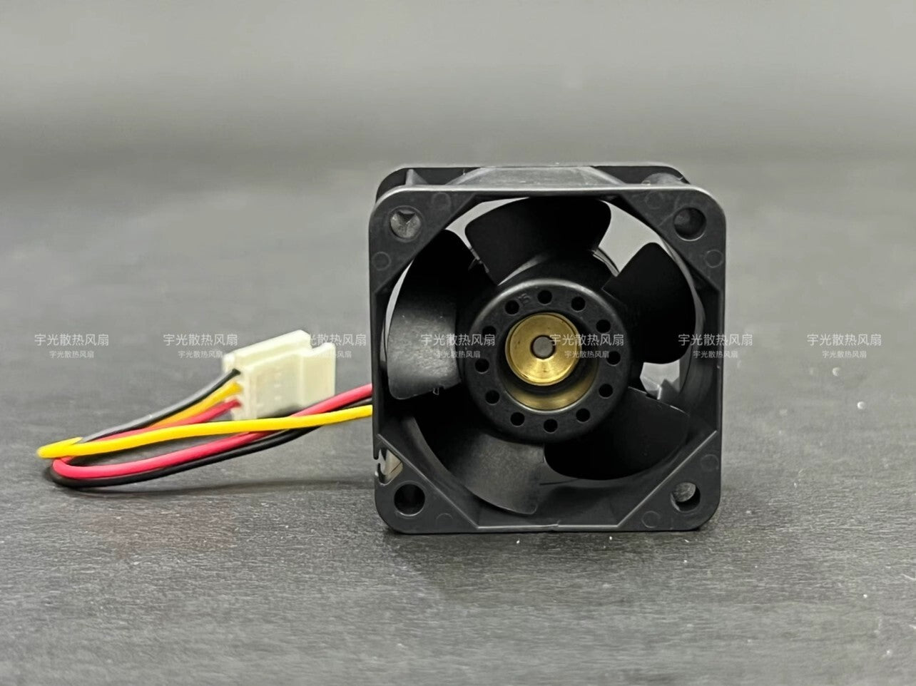 Sanyo 109P0412H3173 4028 DC12V 0.195A 4CM 3-Pin Violent Cooling Fan