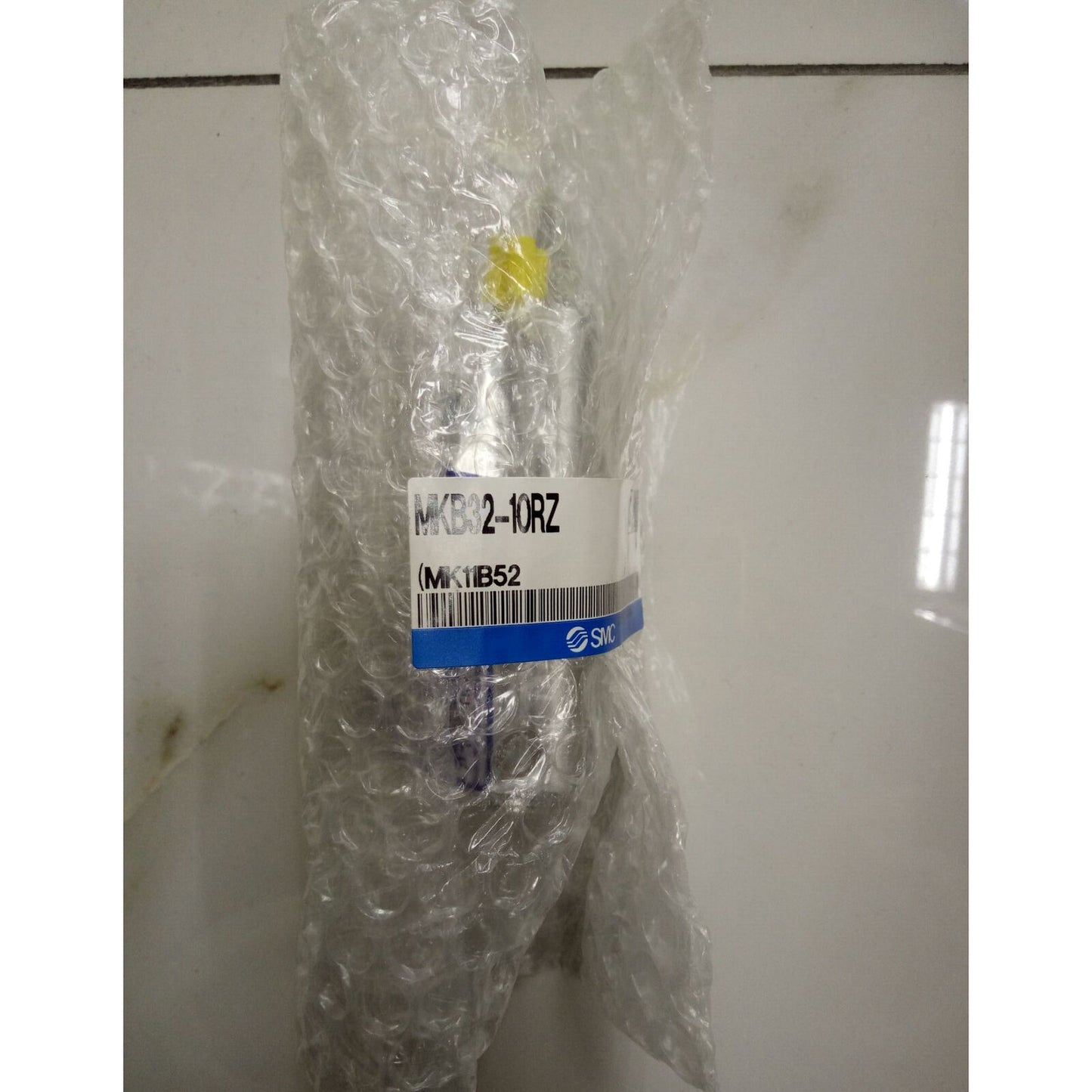 MKB32-10RZ Corner Cylinder - SMC