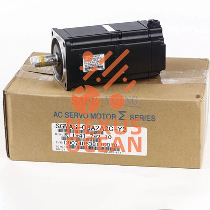 ONE Yaskawa Servo Motor SGMAS-08A2A2C-Y2