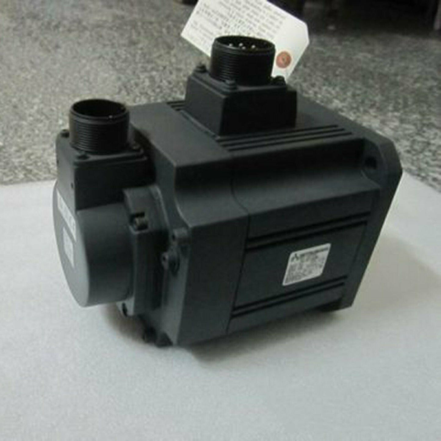 Mitsubishi AC Servo Motor HC-SF102BK 1PC IN BOX, 1 Year Warranty - MITSUBISHI