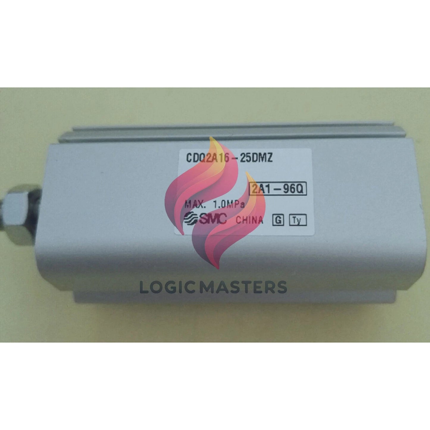 1pcs SMC CDQ2A16-25DMZ Pneumatic slide cylinder Fast Shipping