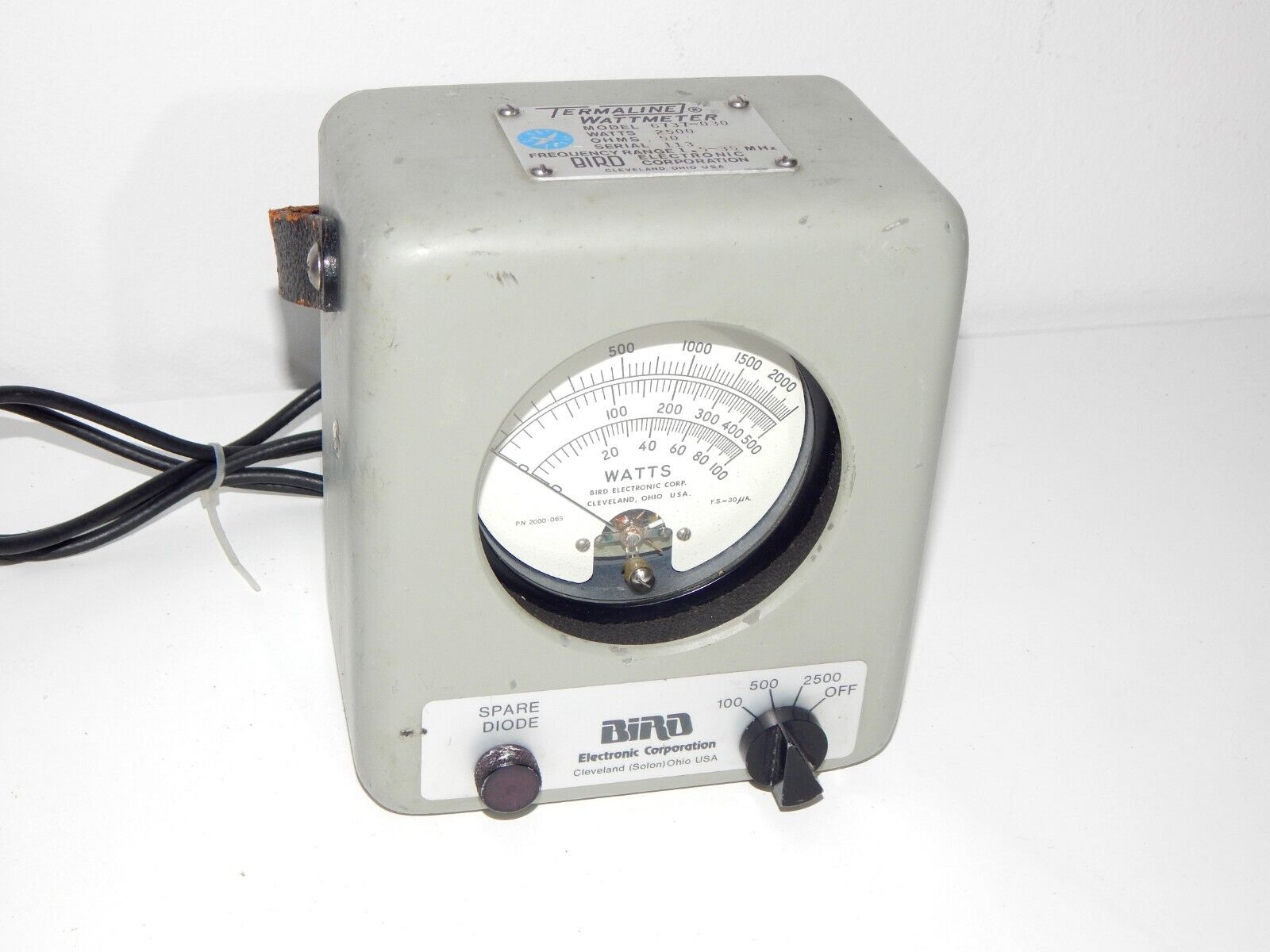 BIRD 6737 + 6737-030 Wattmeter 2500W 25-1000 MHz 1.5-35 MHz - TERMALINE