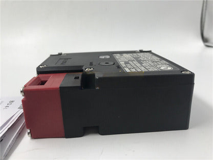 1pcs For Omron safety door switch D4NL-2GFG-B