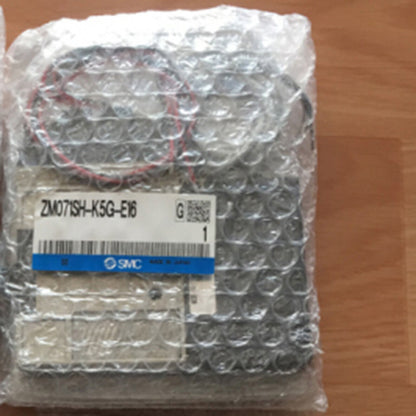1PCS SMC ZM071SH-K5G-E16 Vacuum Generator - SMC