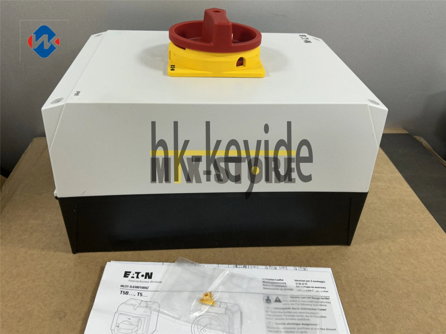 1PCS Eaton Hauptschalter T5-4-15682/I5/SVB