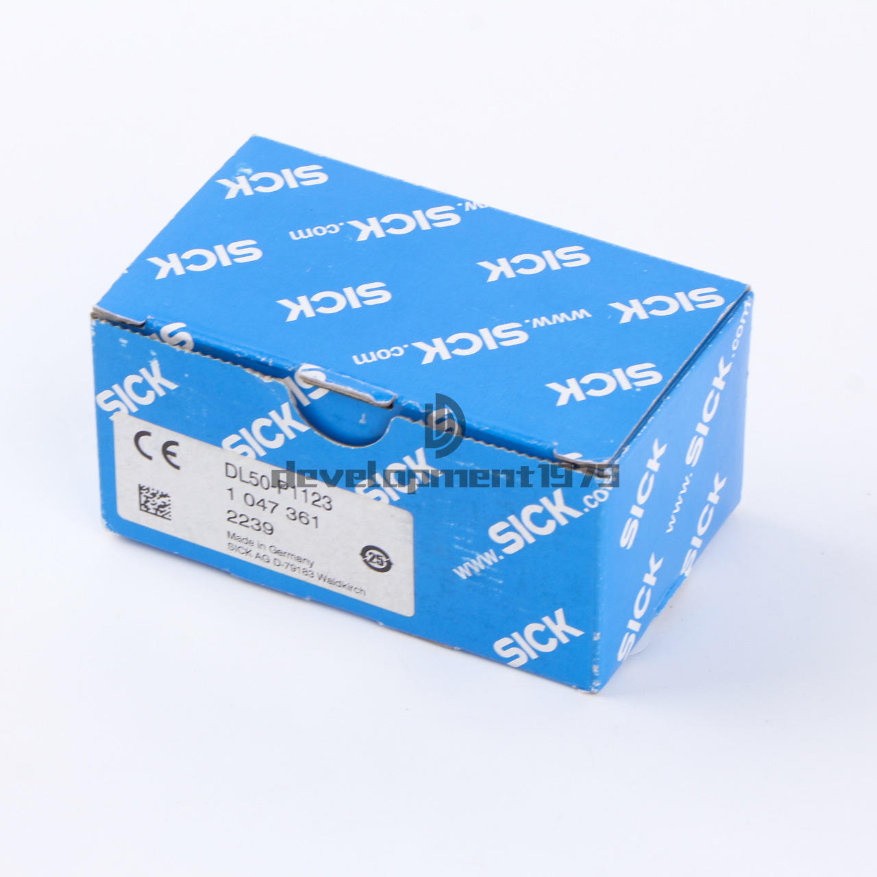 new ONE SICK distance sensor DL50-P1123