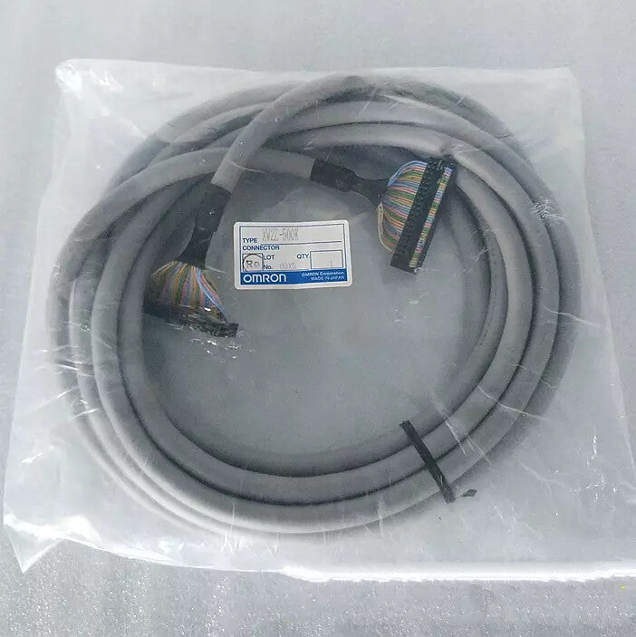 1PC OMRON XW2Z-500K PLC Programming Cable 5m XW2Z-500K Fast Shipping
