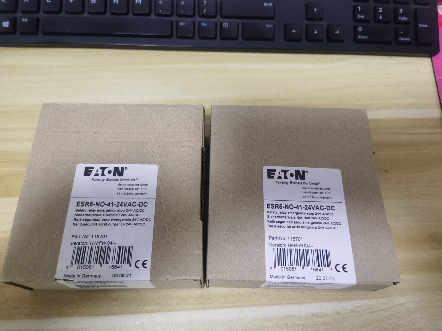 1PCS Eaton Moeller ESR5-NO-41-24VAC-DC Safety Relay In Box