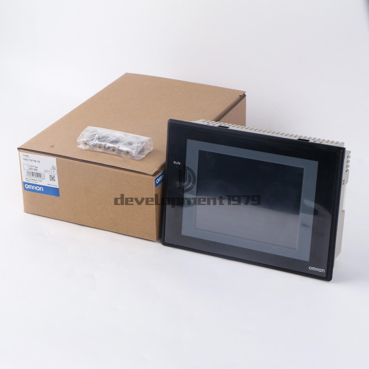 new 1PCS Omron Touch Screen NS5-TQ11B-V2 NS5TQ11BV2 - OMRON