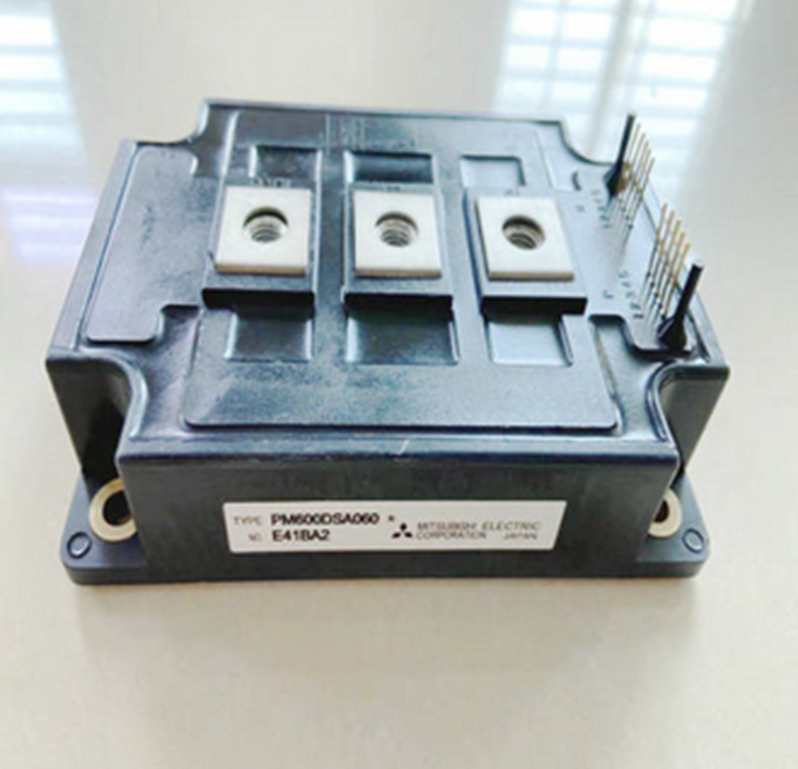 Mitsubishi PM600DSA060 Power Module - MITSUBISHI
