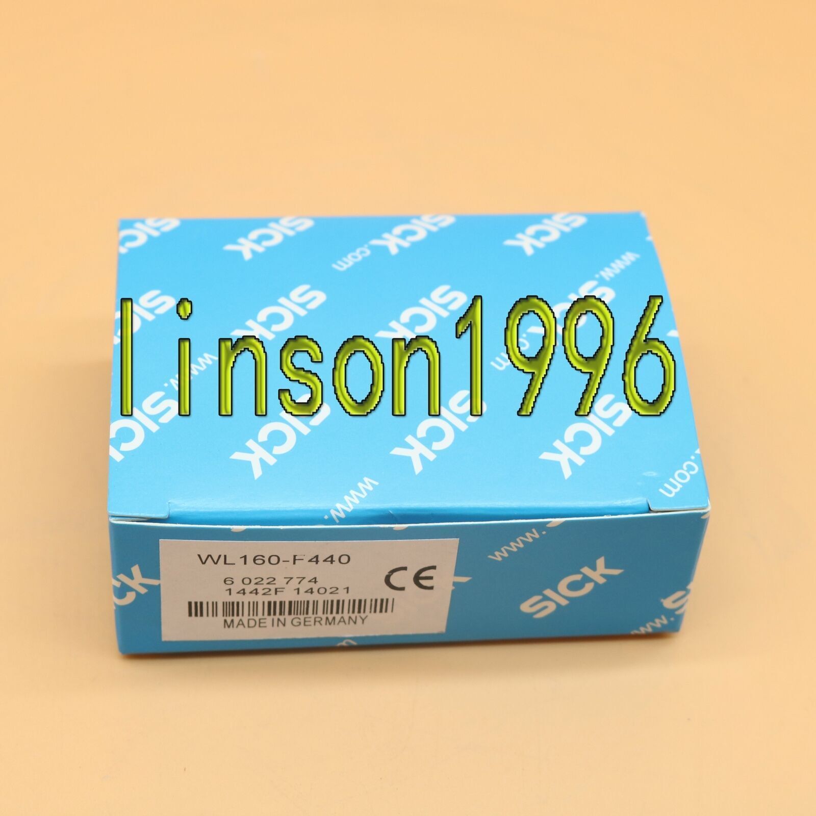 1PC Photoelectric Sensor WL160-F440 - SICK