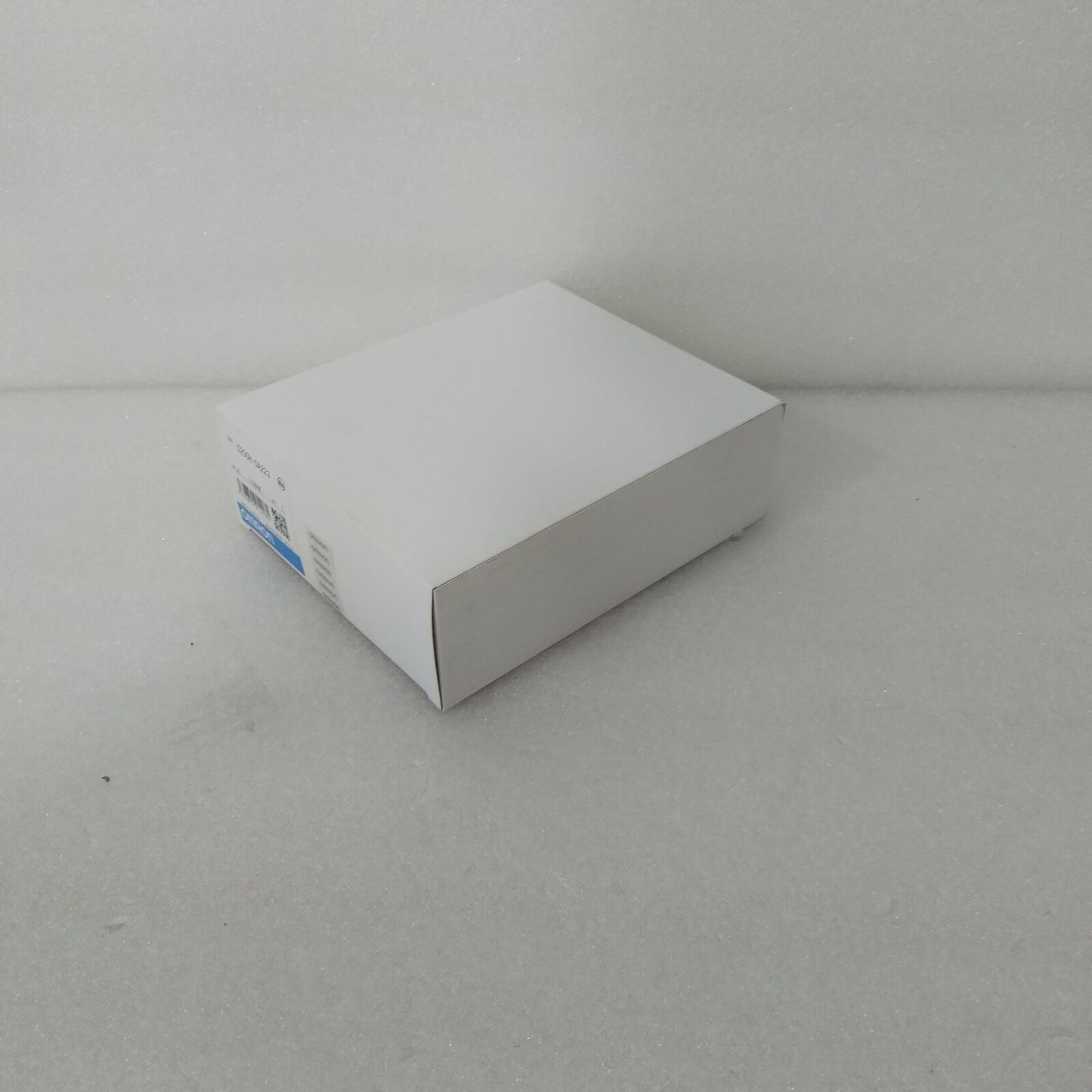 OMRON PLC C200H-OA223 - OMRON PLC