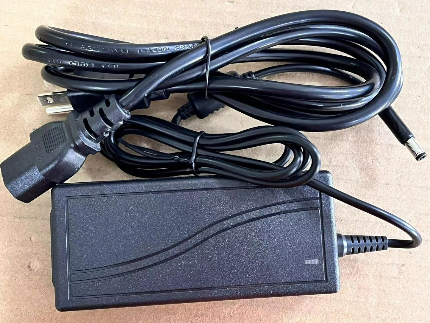 Rohde&Schwarz FSH3,  spectrum analyzer universal power adapter