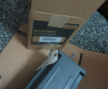 1PC Mitsubishi HA83NC-S Servo Motor In Box - MITSUBISHI
