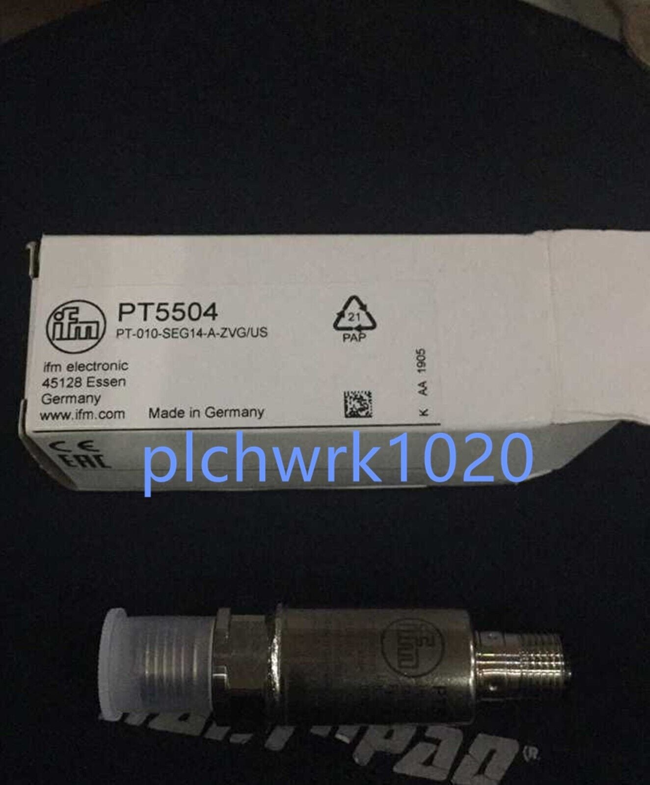 new 1 PCS  IFM pressure sensor PT5504