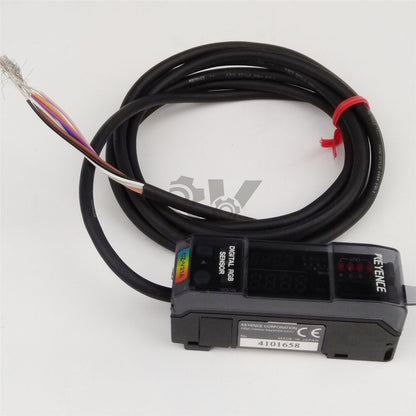 new 1PC Keyence CZ-V21A Fiber Amplifier Sensor Digital Sensor - KEYENCE