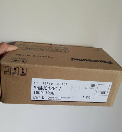 new One Panasonic AC Servo Motor MHMJ042G1V 400W - PANASONIC