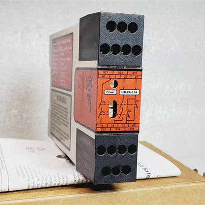 new For Banner UM-FA-11A 81228 Safety Relay 24V - BANNER