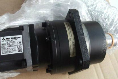 MITSUBISHI AC SERVO MOTOR HF-KP23G1