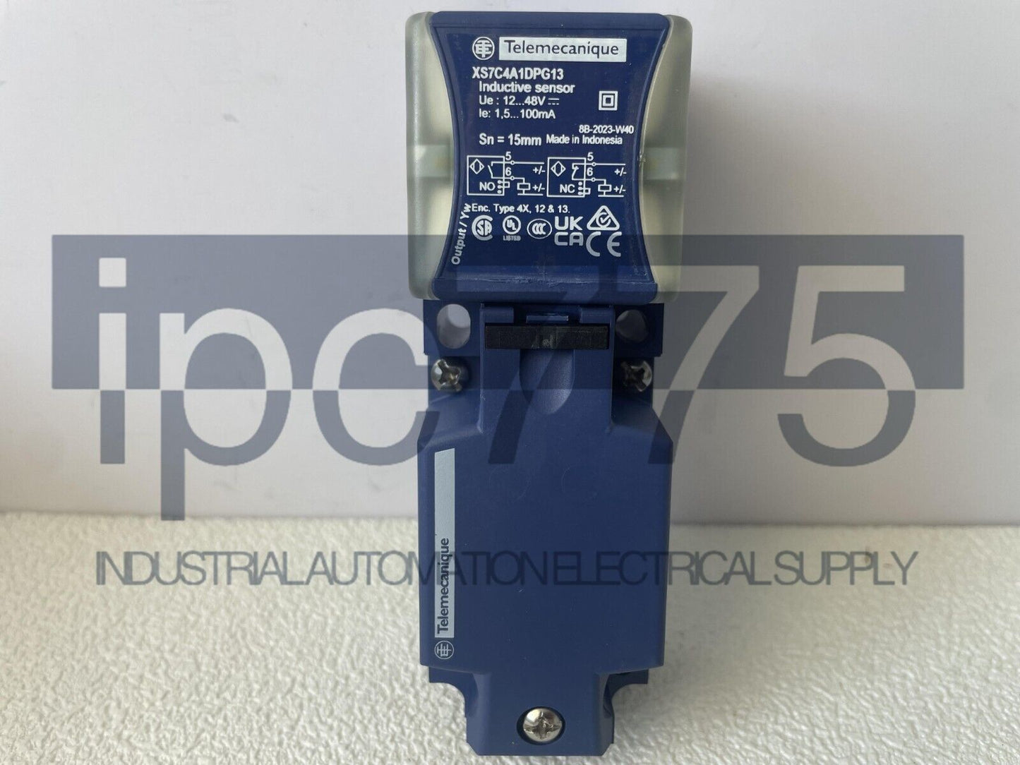 1PCS Schneider XS7C4A1DPG13 Proximity Switch Sensor - High-Quality Proximity Sensor Unit - SCHNEIDER