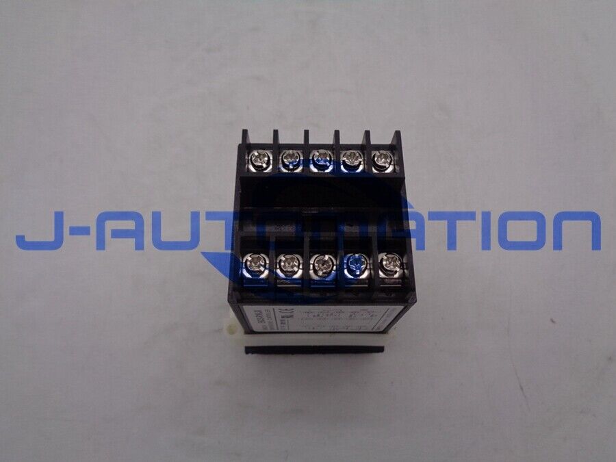 new 1PCS TEMPERATURE CONTROL Omron TEMPERATURE CONTROLLER E5CS-R1KJX E5CSR1KJX - OMRON