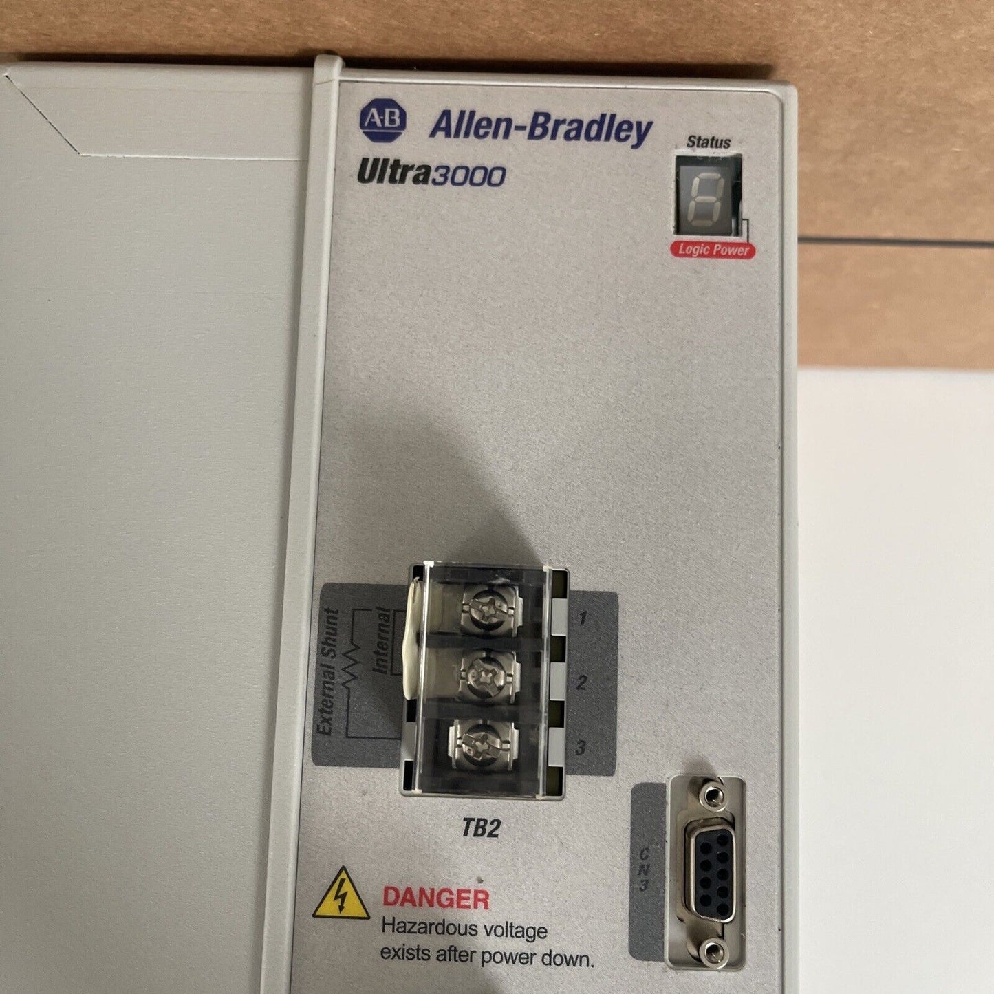 Allen Bradley 2098-DSD-HV100 Servo Drive Ultra 3000 Ser B - ALLEN BRADLEY