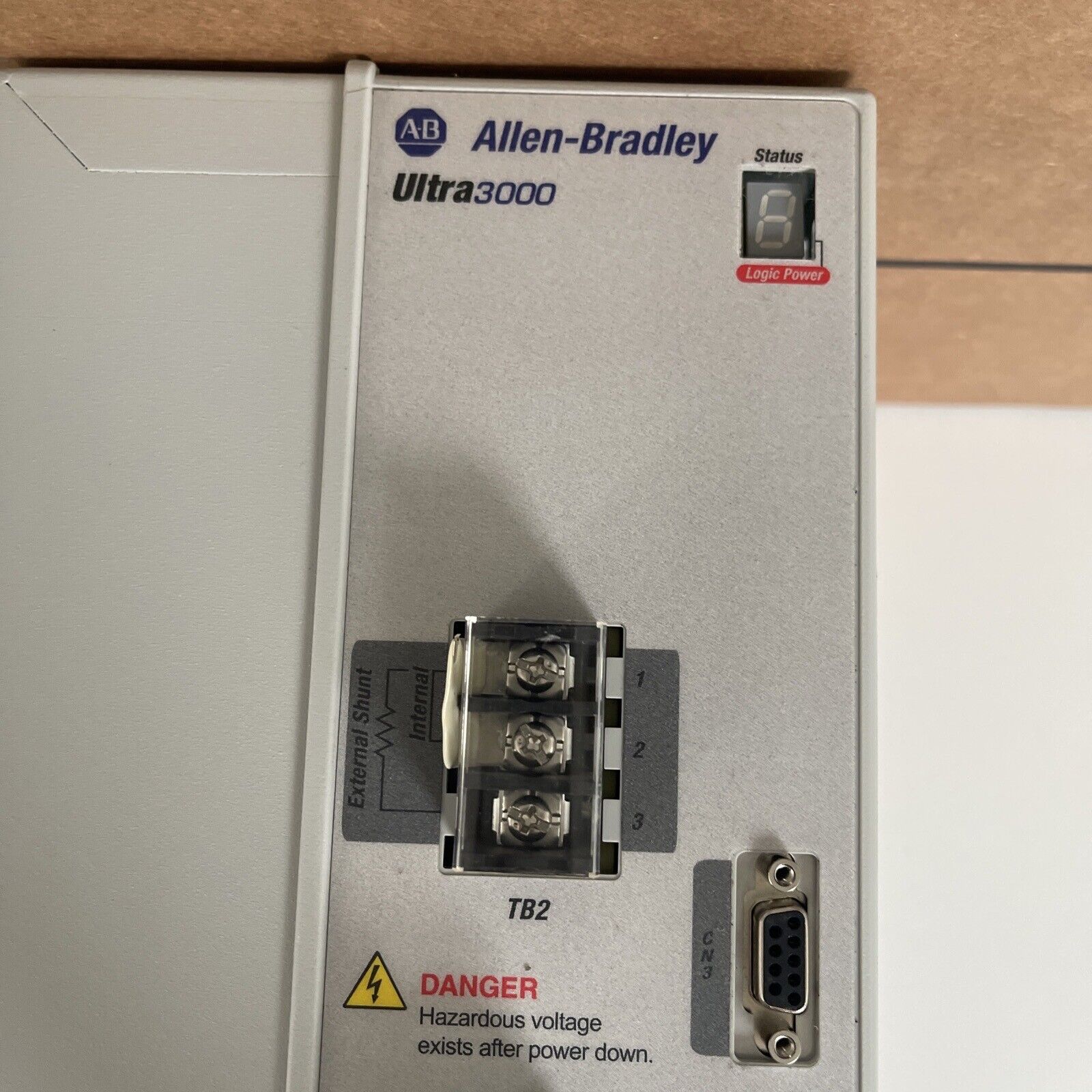 Allen Bradley 2098-DSD-HV100 Servo Drive Ultra 3000 Ser B - ALLEN BRADLEY