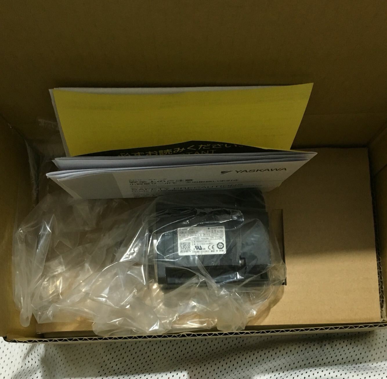 YASKAWA AC SERVO MOTOR SGMJV-02ADL21 SGMJV02ADL21