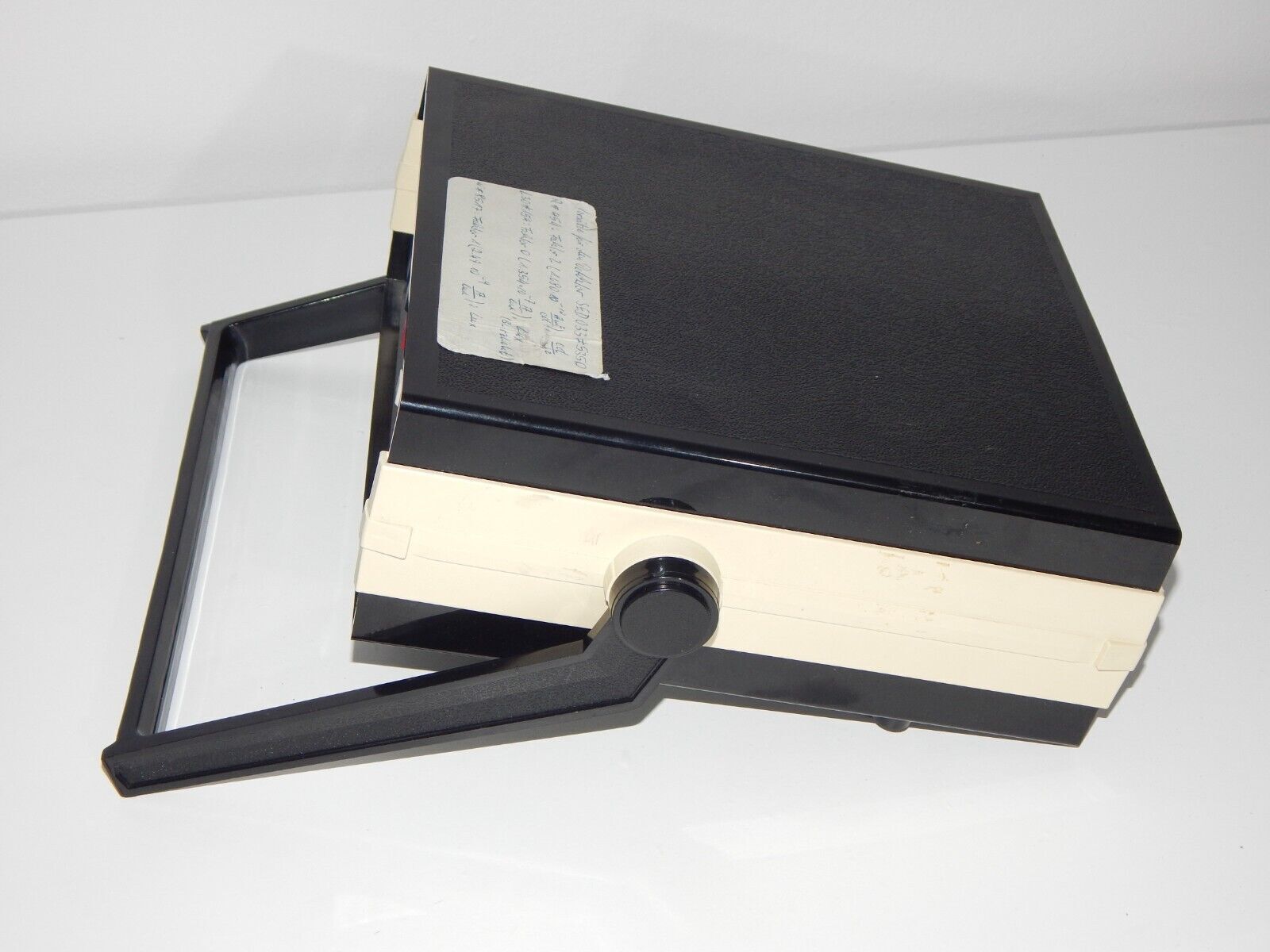 IL1700 Research Radiometer - Used - INTERNATIONAL LIGHT TECHNOLOGIES