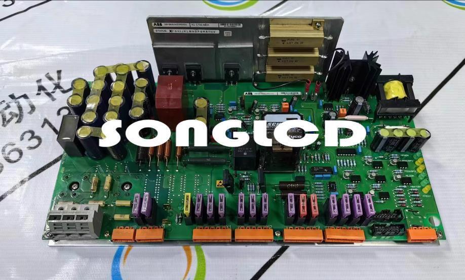 KU C720 AE01 Durable Laptop - KU