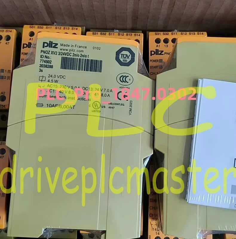 774502 1PCS pilz 774502 PNOZ XV2 3/24VDC 2n/o 2n/ot #dr