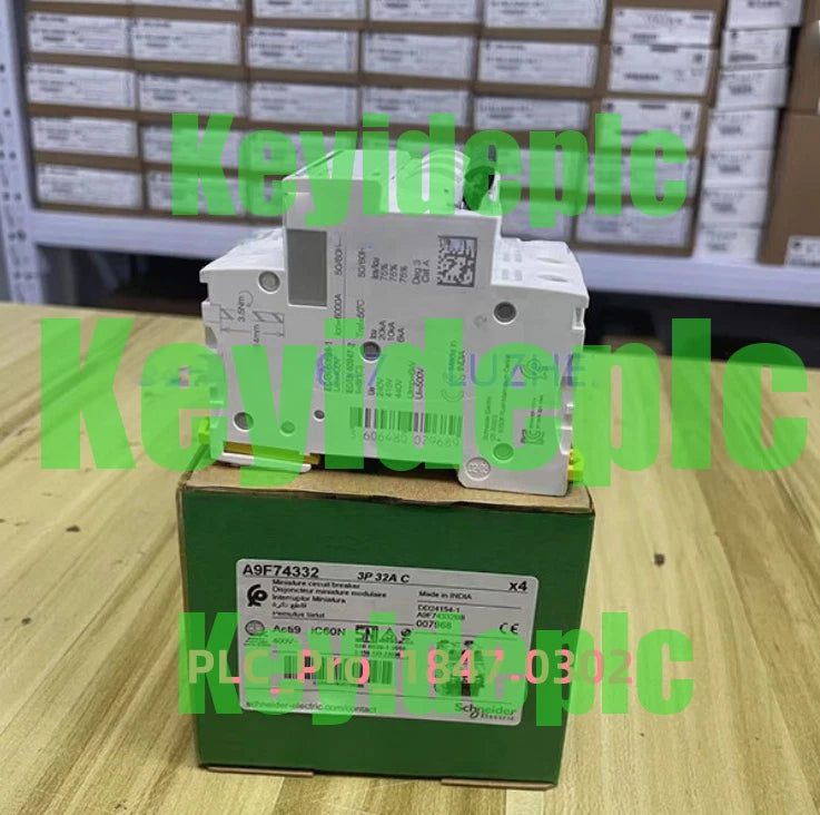 A9F74332 1PCS Schneider A9F74332 Fast delivery #k