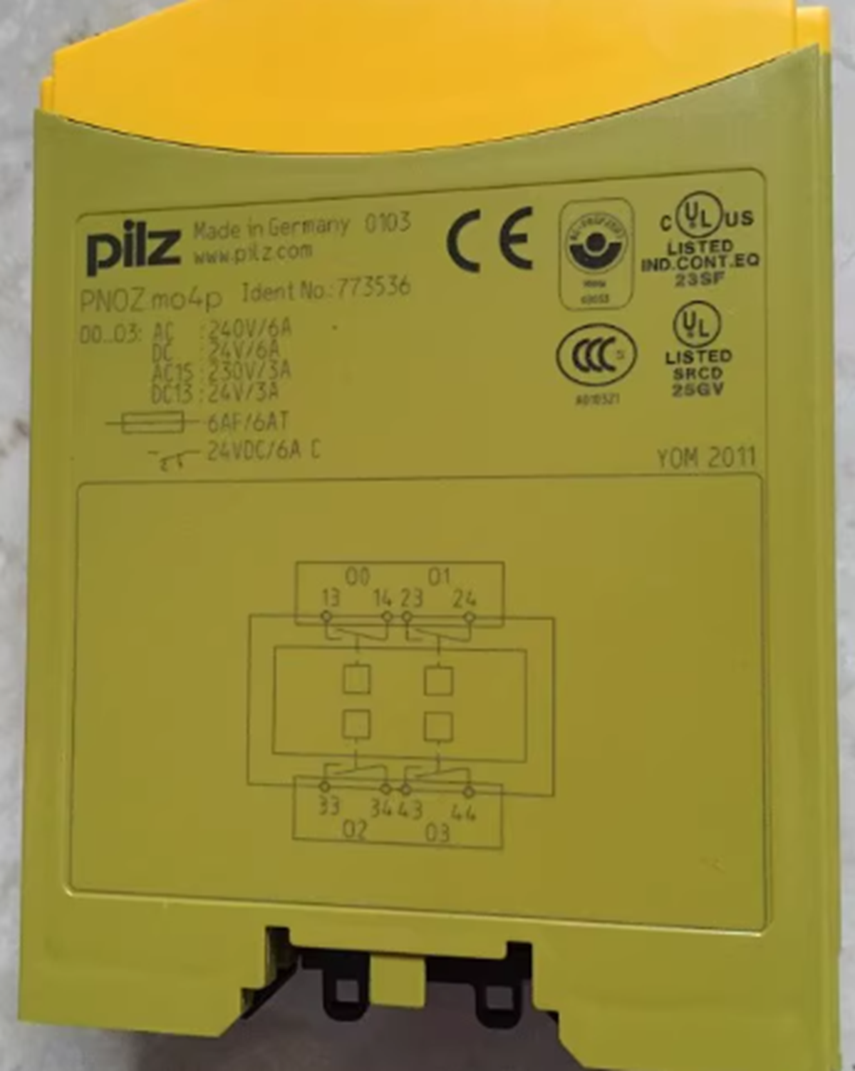 PILZ PNOZ MO4P 773536 Safety Relay Expansion Module PILZ