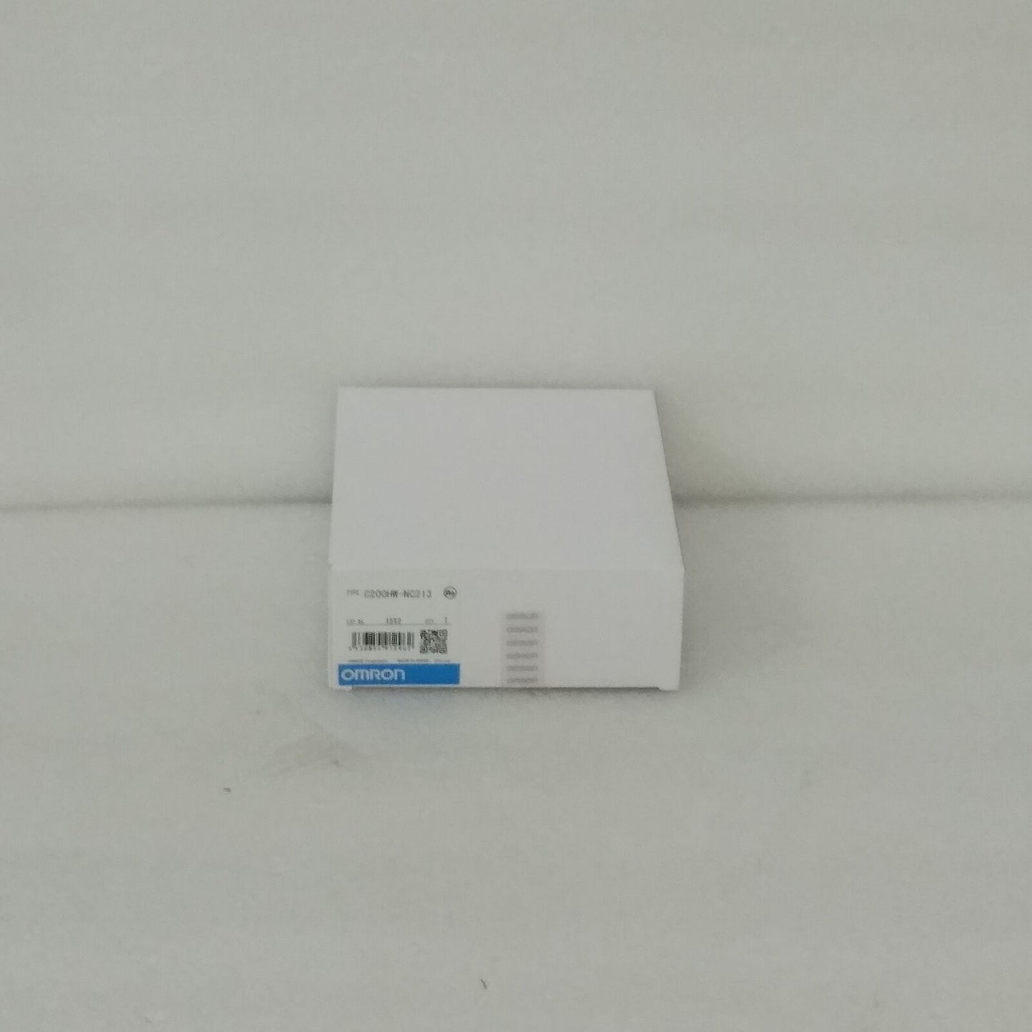 OMRON C200HW-NC213 Sent Within 24 Hours - OMRON