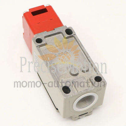 OMRON D4BS-15FS Safety Gate Switch D4BS15FS One Free Shipping